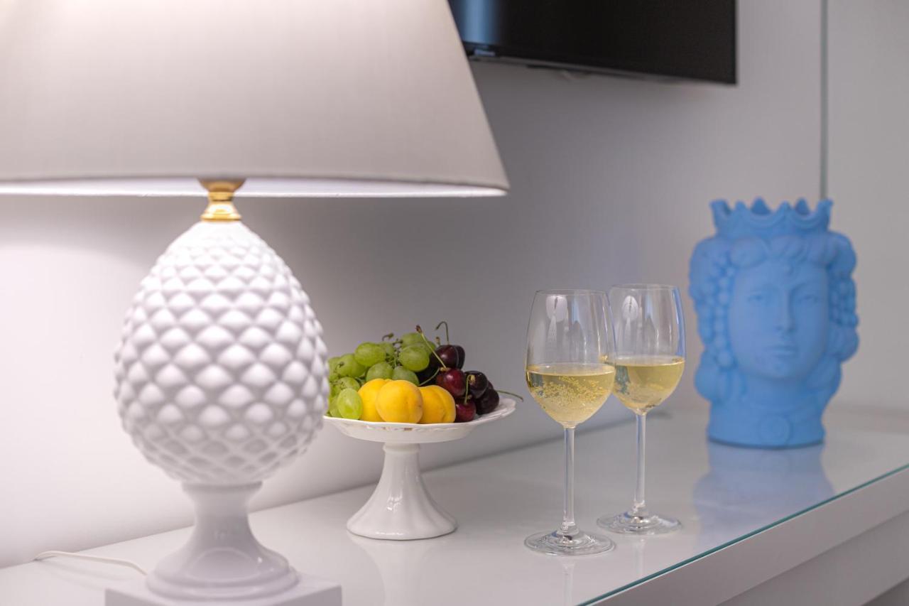 La Home42 Suite Palermo Dış mekan fotoğraf