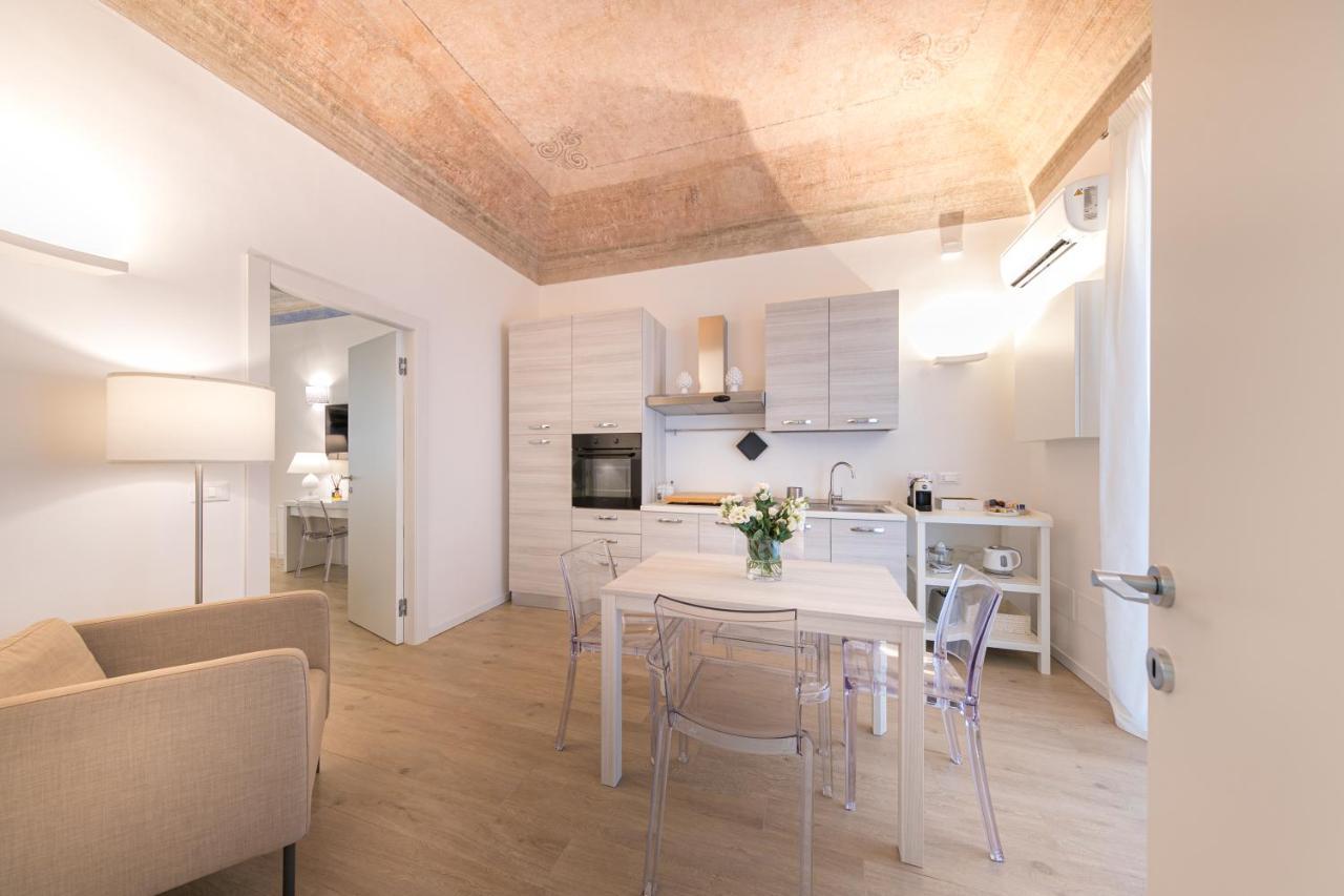 La Home42 Suite Palermo Dış mekan fotoğraf
