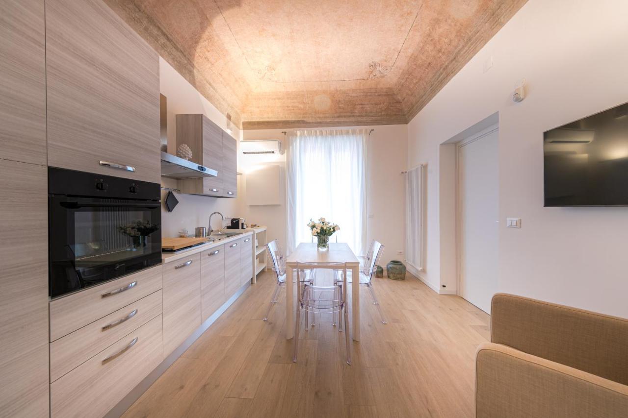 La Home42 Suite Palermo Dış mekan fotoğraf